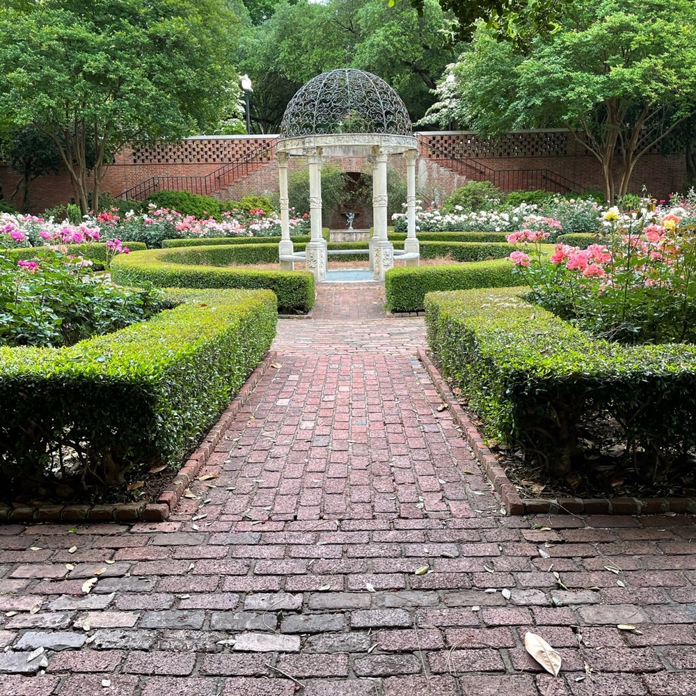 Meet your Posher, Sam